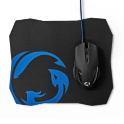 Nedis GMMP110BK Gaming Muis & Muismat Set Bedraad Dpi: 1200 / 2400 / 4800 / 7200 Dpi Instelbare Dpi Aantal Knoppen: 6 Programmeerbare Knoppen Rechtshandig 1.50 M Zonder Verlichting